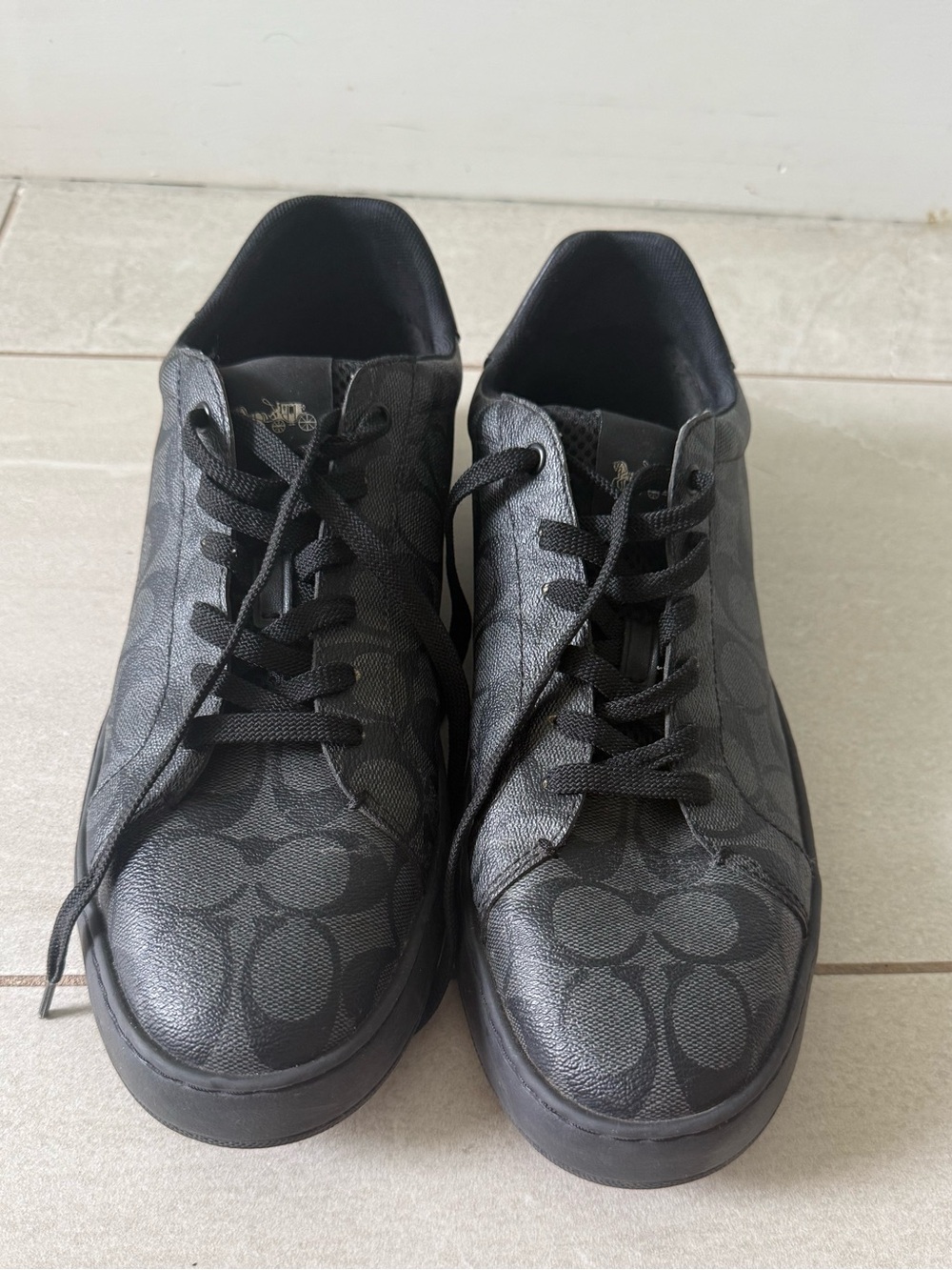 Coach G4949 Clip Menโs 11.5D Signature C Charcoal Black Sneakers